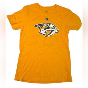 Reebok Women's Nashville Predators Tee - Pekka Rinne #35 Throwback.